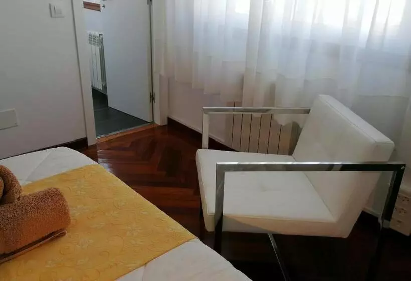 Majatalo Pr Una Estrella Dorada