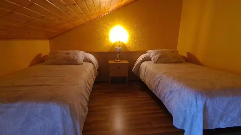 Majatalo Taberna De Tresviso