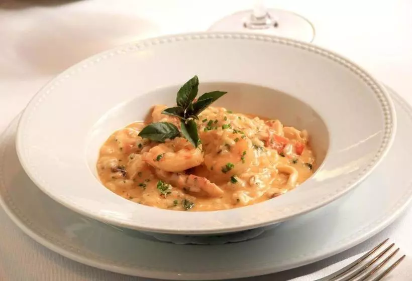 ペンション Altitude Alojamento E Restauração