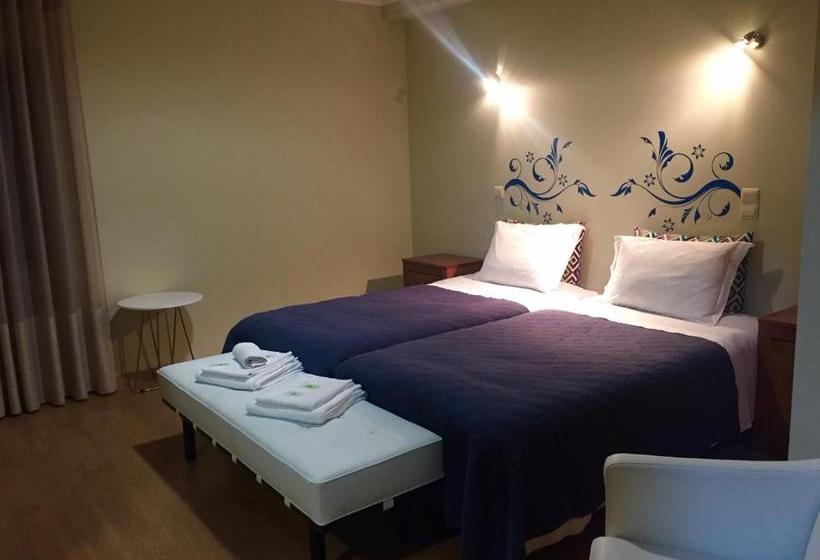 پانسیون Altitude Alojamento E Restauração