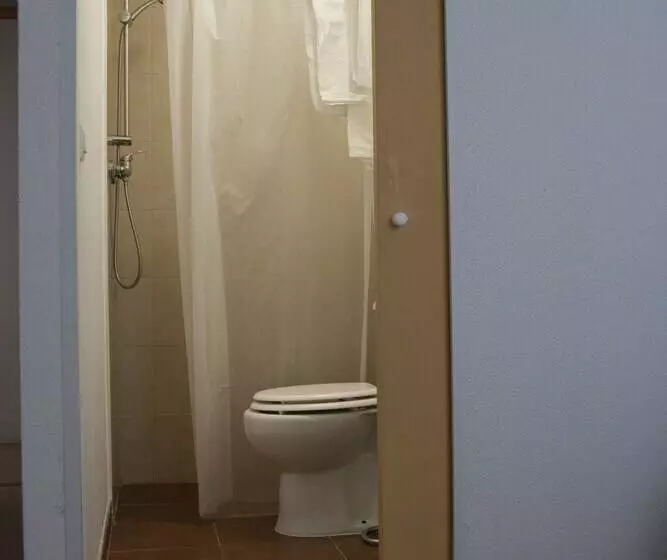 Pensão Avis Guesthouse