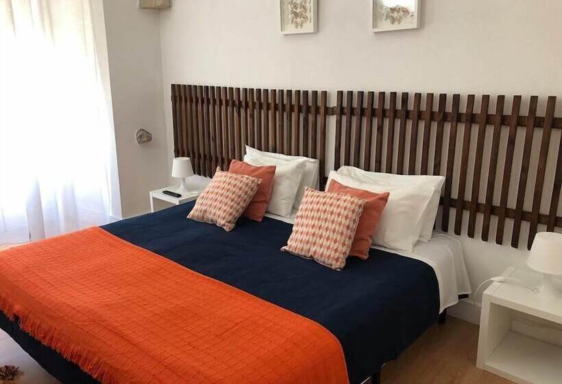 پانسیون Avis Guesthouse