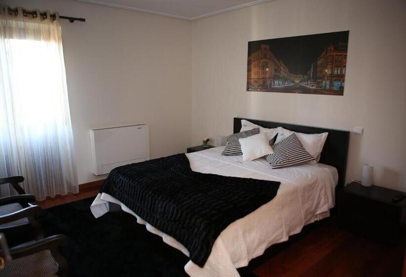 پانسیون Turismo Homes Solar Do Areal