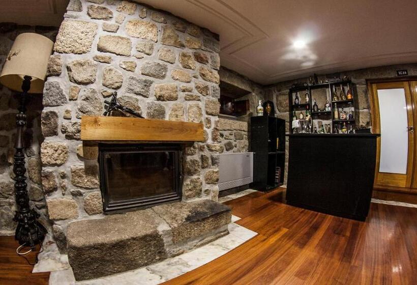 پانسیون Turismo Homes Solar Do Areal