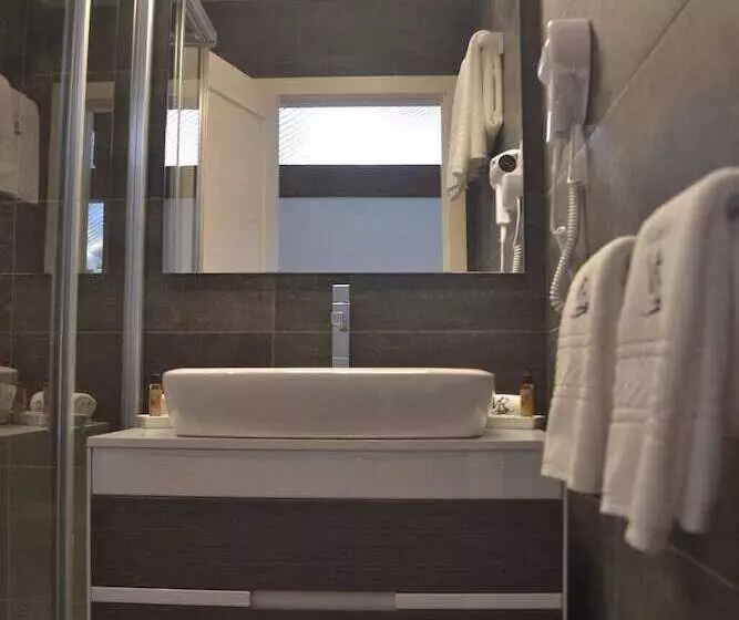 Majatalo Villa Rio Guest House Suites