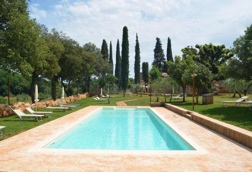 Отель La Tenuta Di Castelvecchio