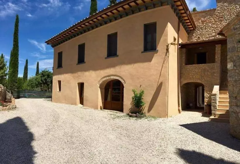 ホテル La Tenuta Di Castelvecchio
