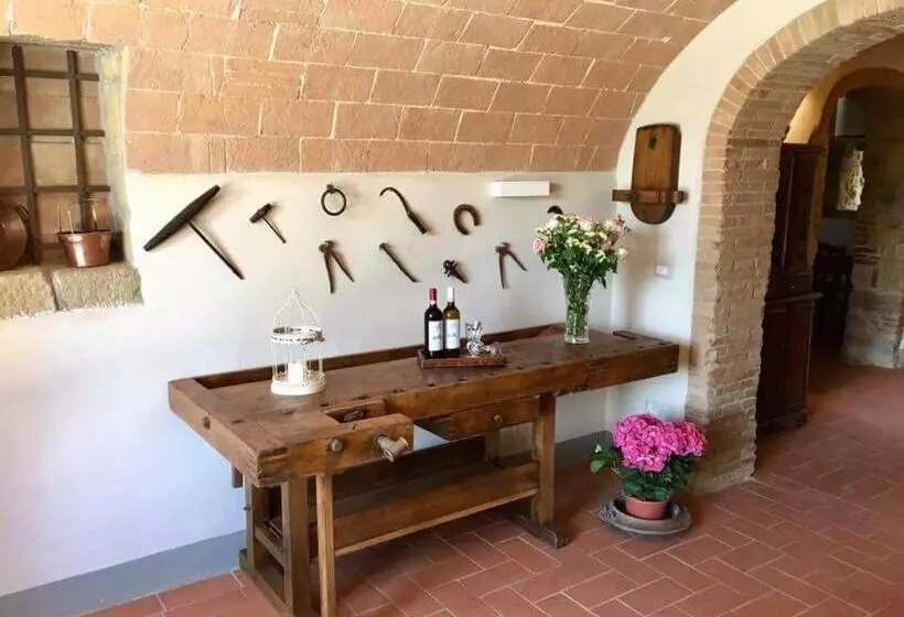 ホテル La Tenuta Di Castelvecchio