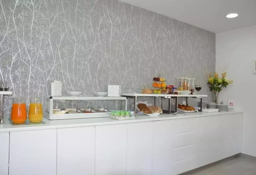 Majatalo Abla Guest House