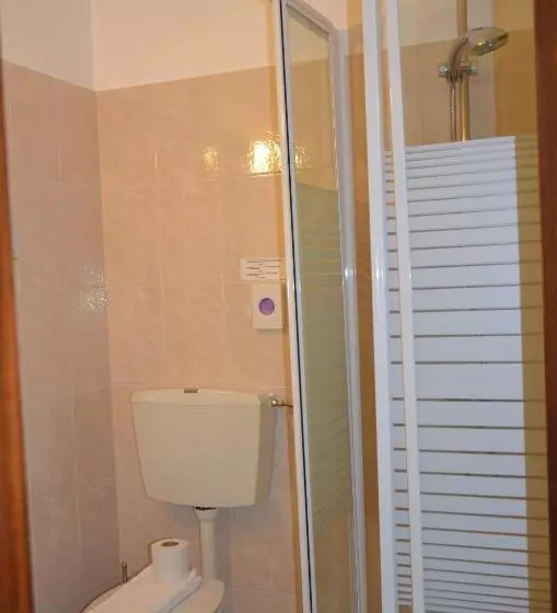 Majatalo Abla Guest House