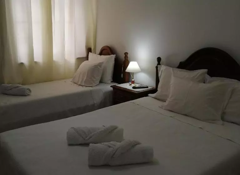 پانسیون Gouveia Residence