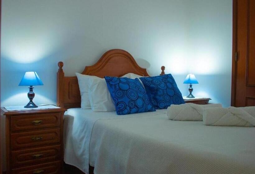 Pensió Gouveia Residence