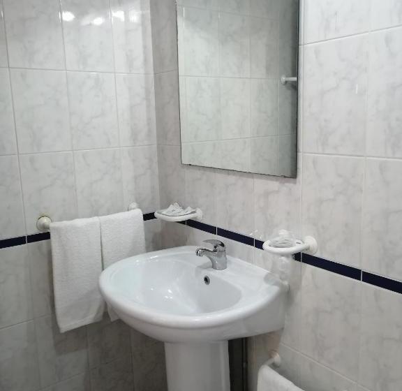 Pensió Gouveia Residence