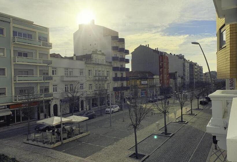 بنسيون Guesthouse Tricana De Aveiro