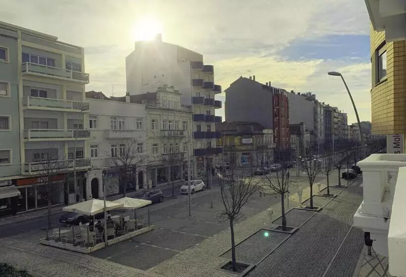 پانسیون Guesthouse Tricana De Aveiro