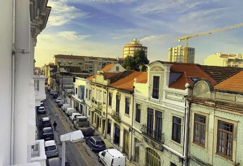 پانسیون Guesthouse Tricana De Aveiro