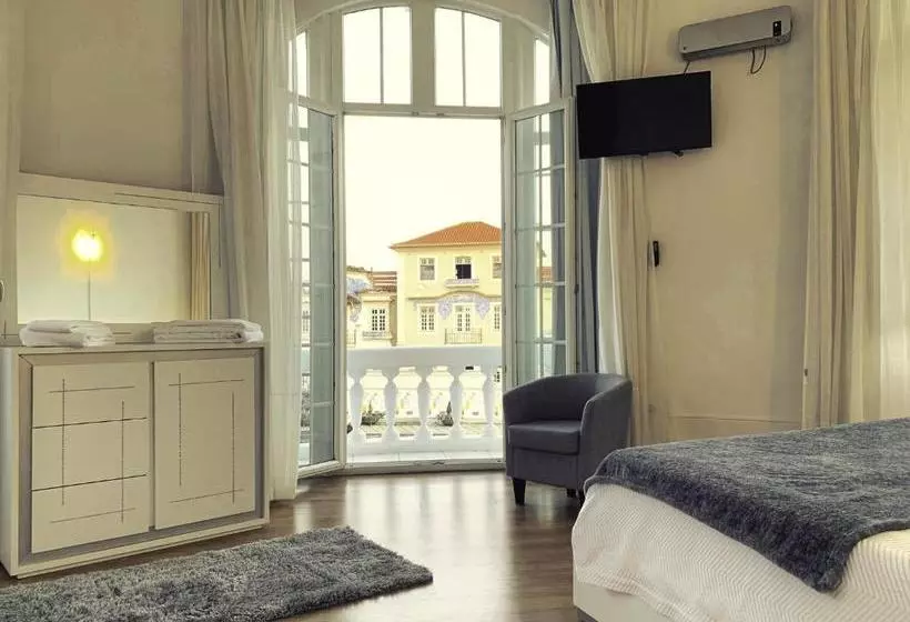 پانسیون Guesthouse Tricana De Aveiro