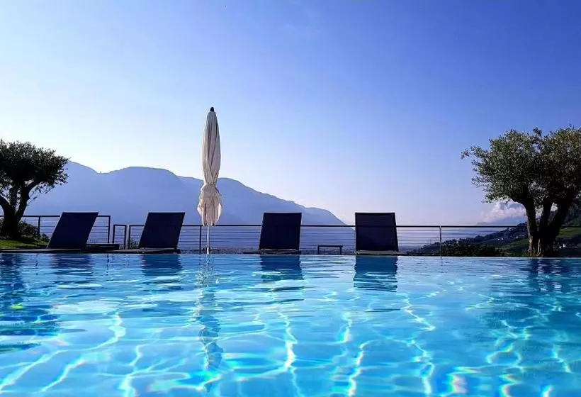 The View Luxury Suites