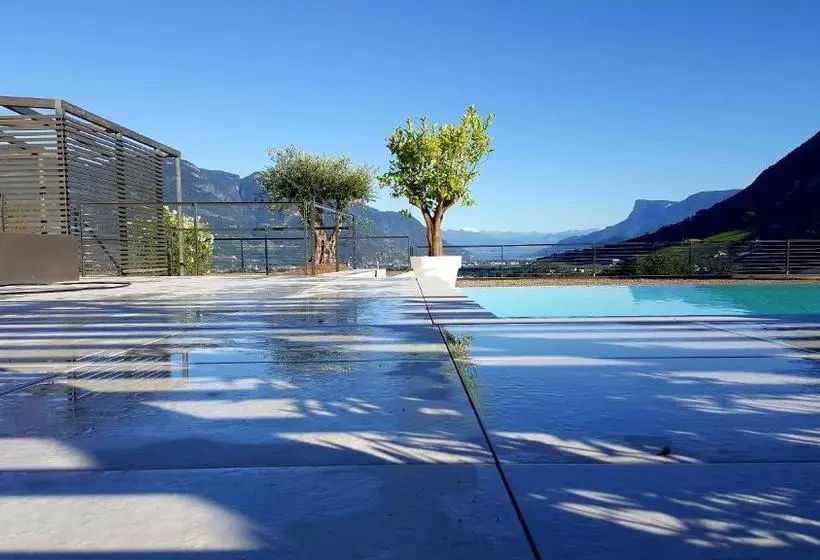 The View Luxury Suites