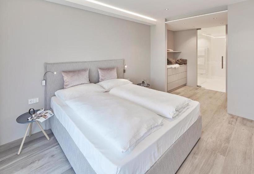 The View Luxury Suites