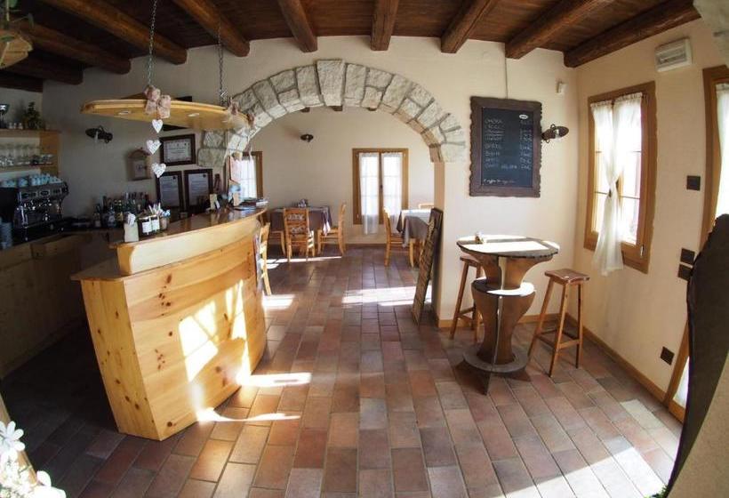 ホテル Agriturismo Croda Bianca