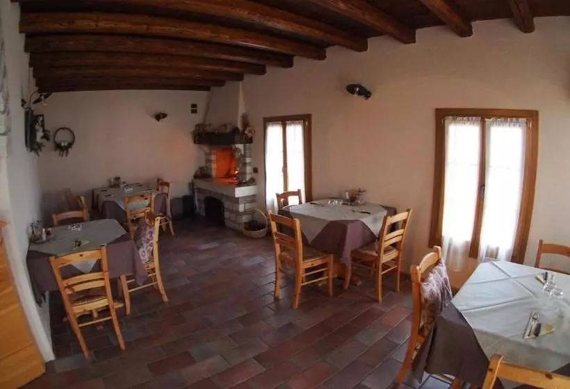 ホテル Agriturismo Croda Bianca