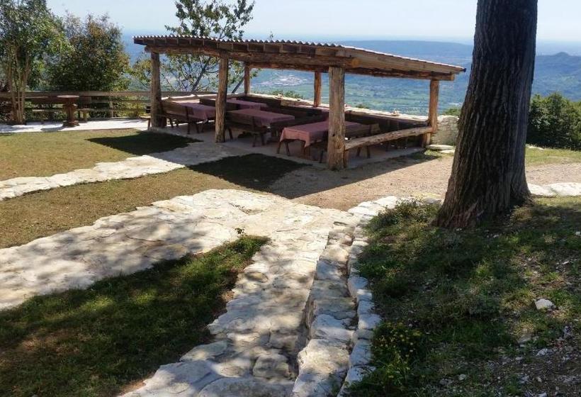 ホテル Agriturismo Croda Bianca