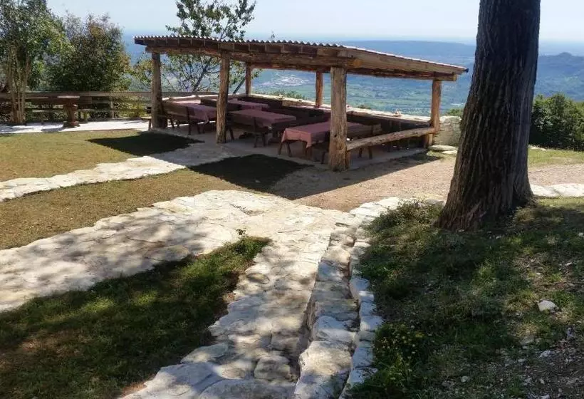 ホテル Agriturismo Croda Bianca
