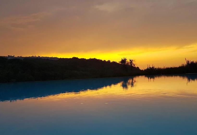 בית מלון כפרי Casanova Di Neri Relais