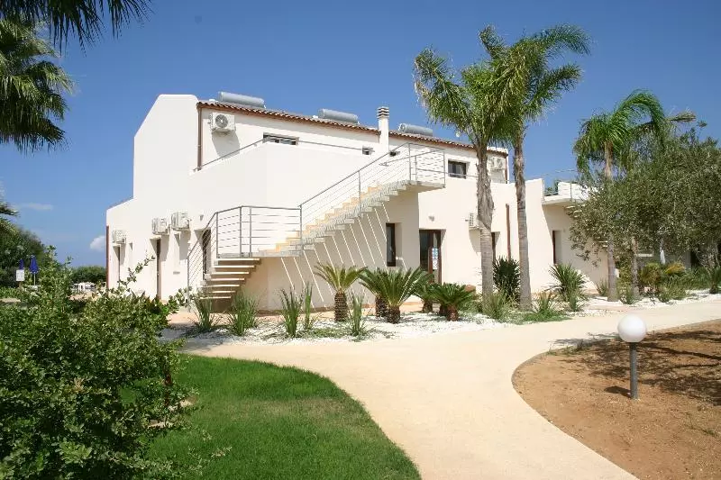 ペンション Oasi Guzzetta Hotel&case Vacanze