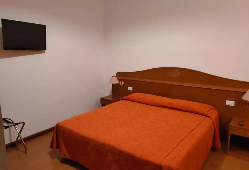 Retkeilymaja Alloggio Al Ponte