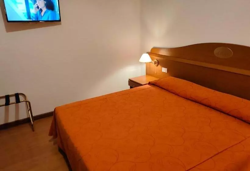 Retkeilymaja Alloggio Al Ponte