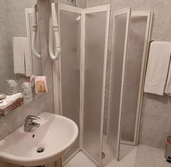 Retkeilymaja Alloggio Al Ponte