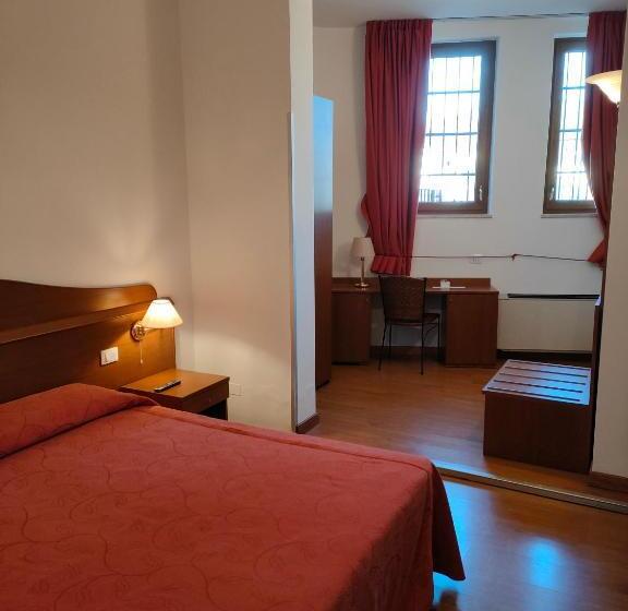 הוסטל Alloggio Al Ponte