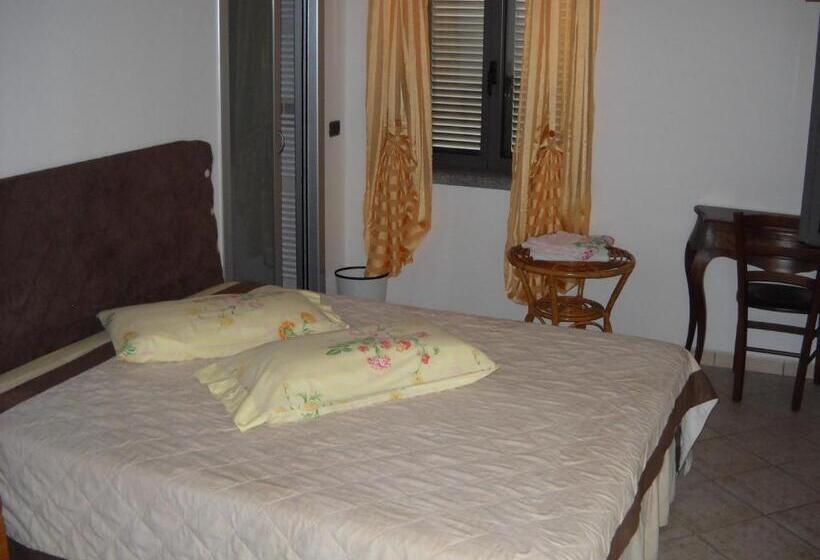 Schronisko Locanda Contrada Dei Fattori