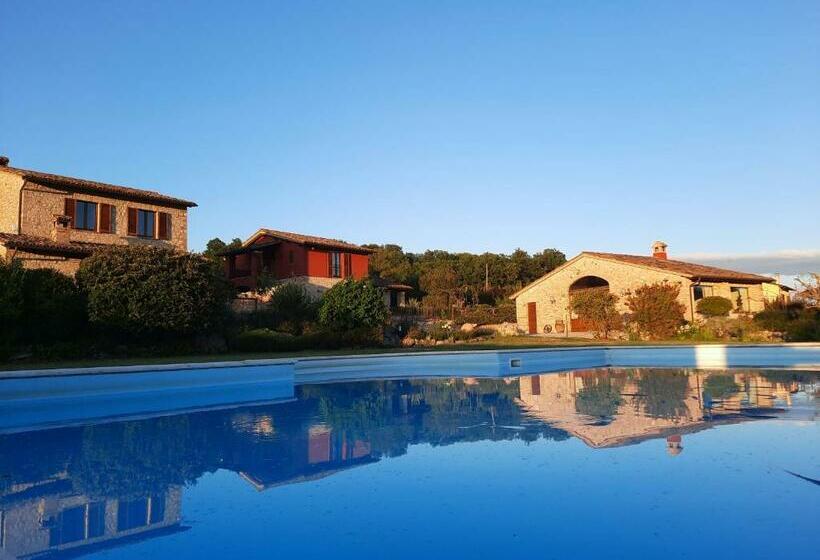 ホテル Agriturismo Borgo Montecucco