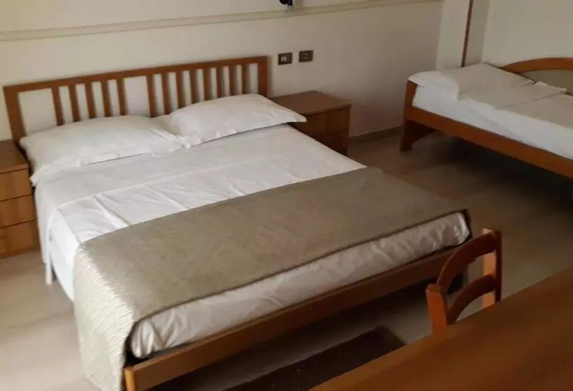 Retkeilymaja Locanda Ermes