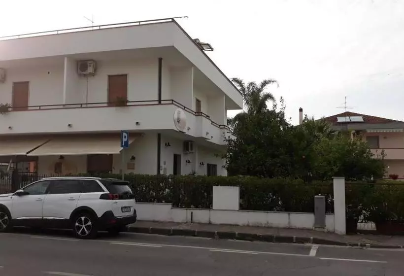 Retkeilymaja Locanda Ermes