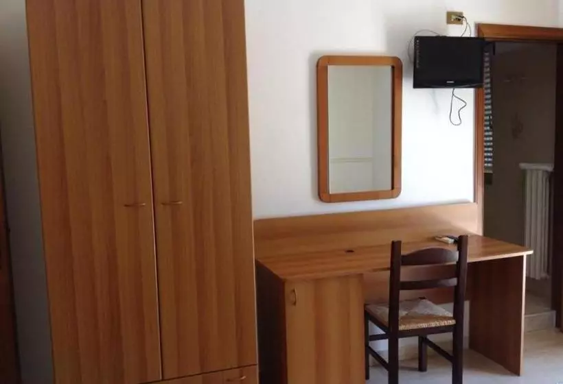 Retkeilymaja Locanda Ermes