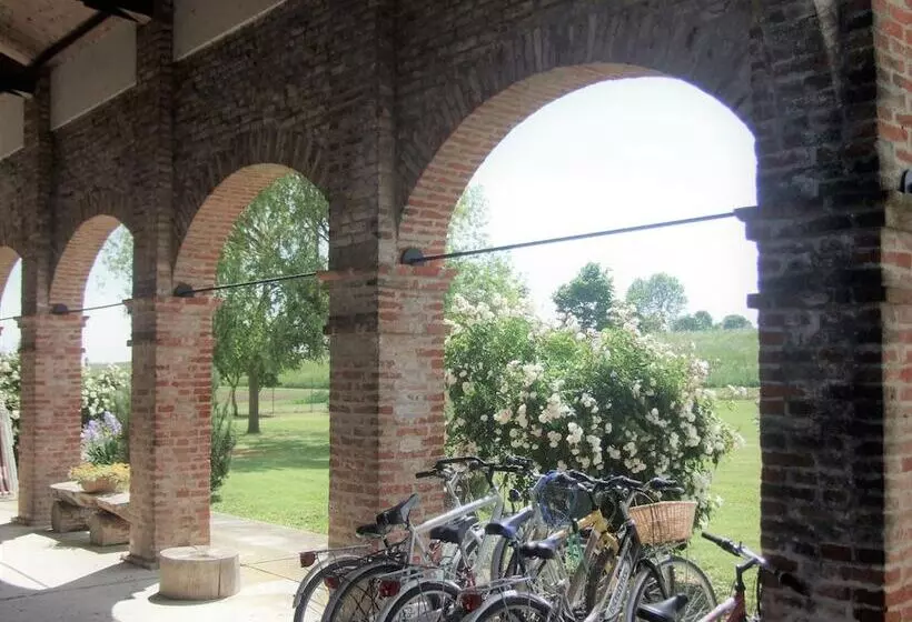 ホテル Agriturismo Sesta Presa
