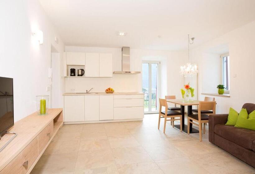 酒店 Ferienwohnungen Hochbrunner