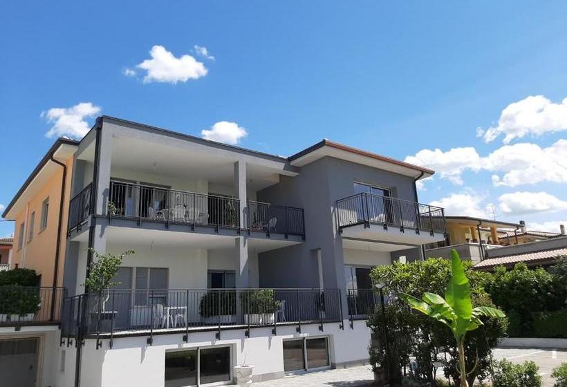 פנסיון Camere Da Mirella