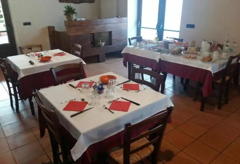 ホテル Agriturismo L'ulivo