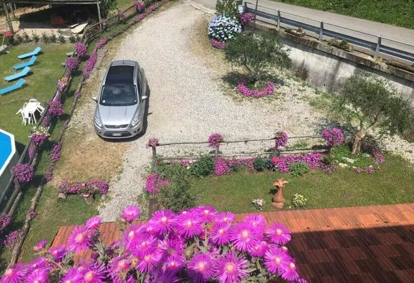 ホテル Agriturismo La Taverna Del Nonno