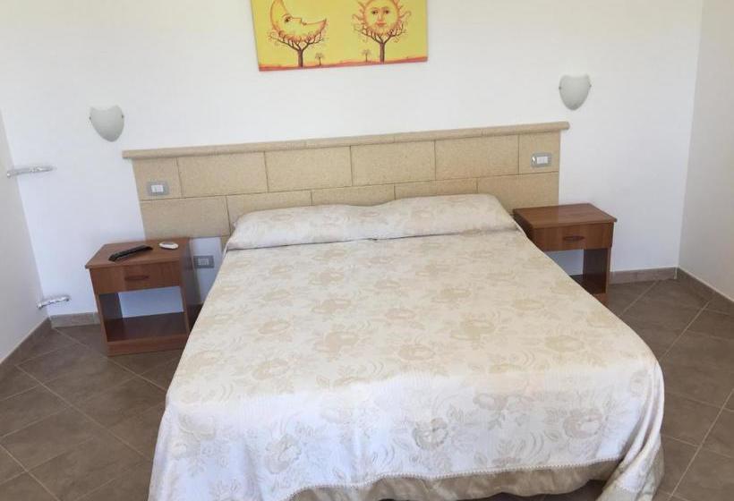 هتل Agriturismo Masseria Le Creste