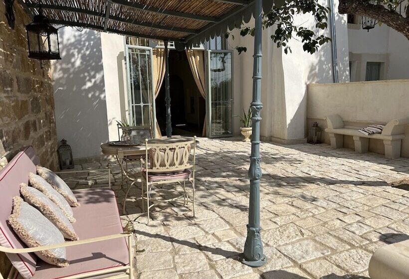 Отель Tenuta Mosè Charming House Relais