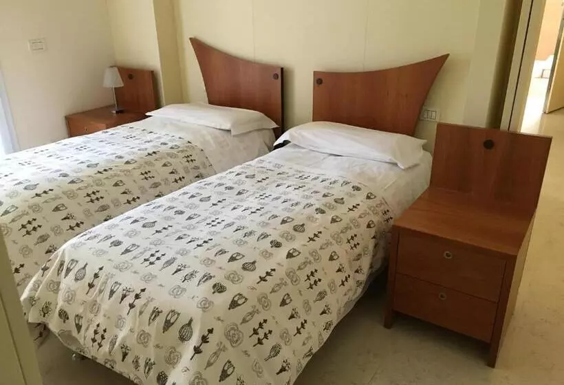 ペンション Aparthotel Manfrè