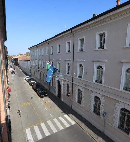 پانسیون Bed & Bike Ferrara