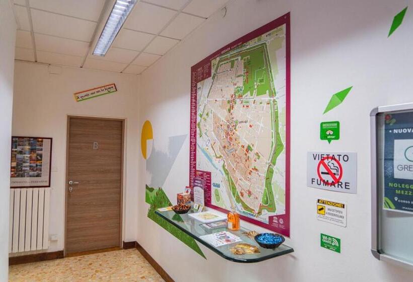 پانسیون Bed & Bike Ferrara