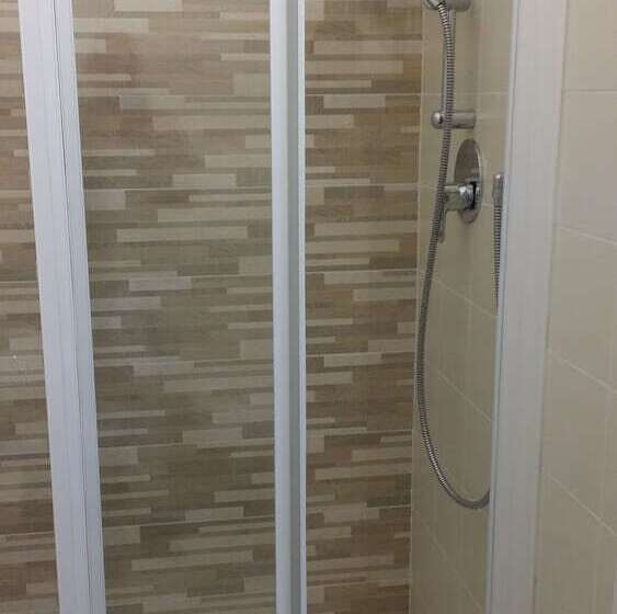 پانسیون Belsorrisovarese Elegance City Residence Private Parking With Reservation